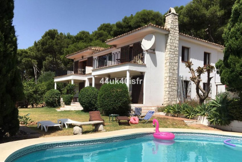 R4979593-Villa-For-Sale-Mijas-Detached-8-Beds-500-Built-4