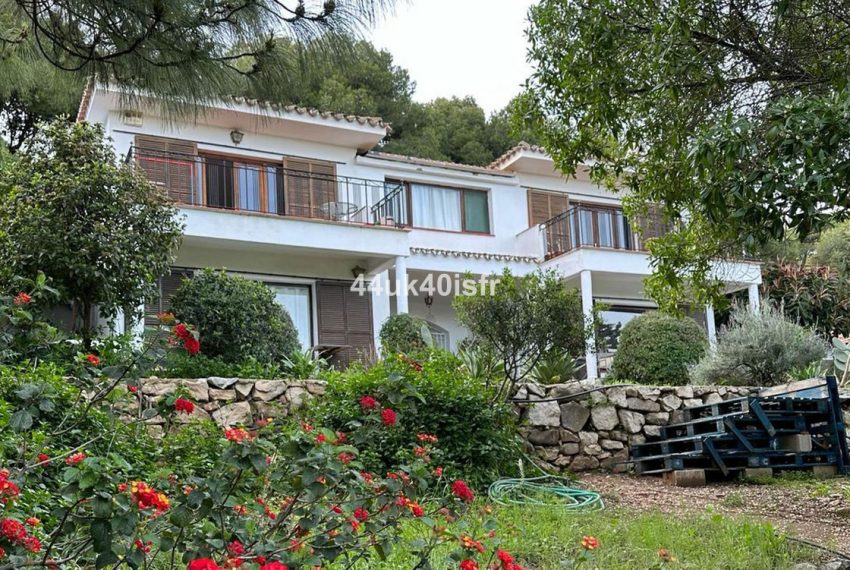R4979593-Villa-For-Sale-Mijas-Detached-8-Beds-500-Built-5