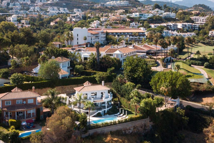 R4979950-Villa-For-Sale-La-Quinta-Detached-5-Beds-303-Built-1