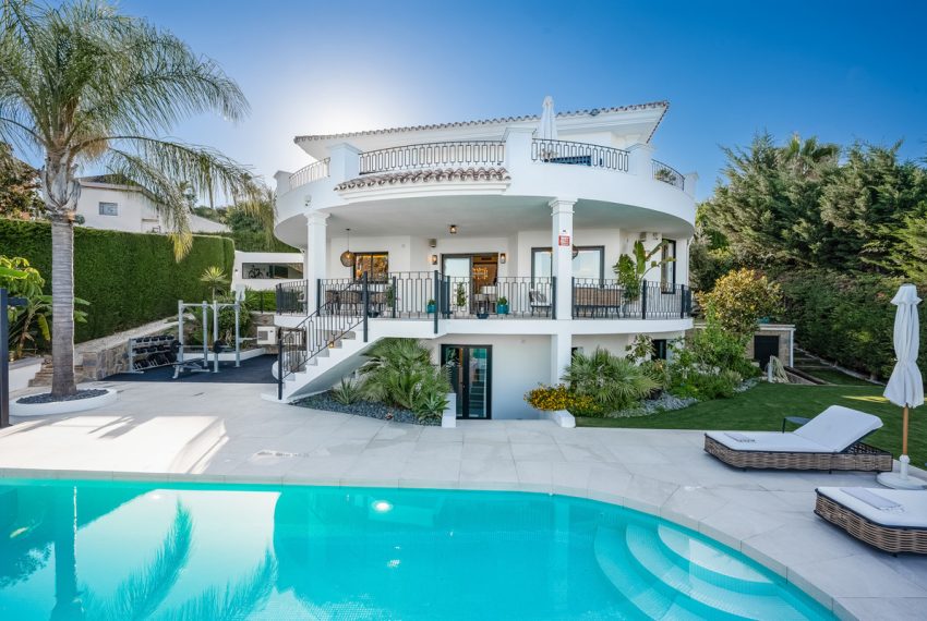 R4979950-Villa-For-Sale-La-Quinta-Detached-5-Beds-303-Built