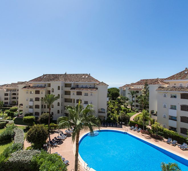 R4980025-Image 1-Middle Floor - 2 Beds - 144 Built