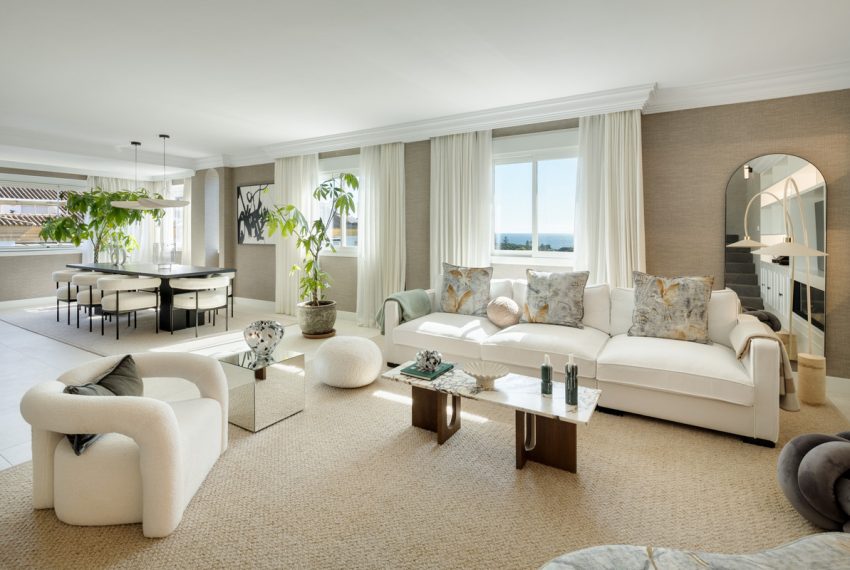 R4980067-Apartment-For-Sale-The-Golden-Mile-Middle-Floor-5-Beds-231-Built-1