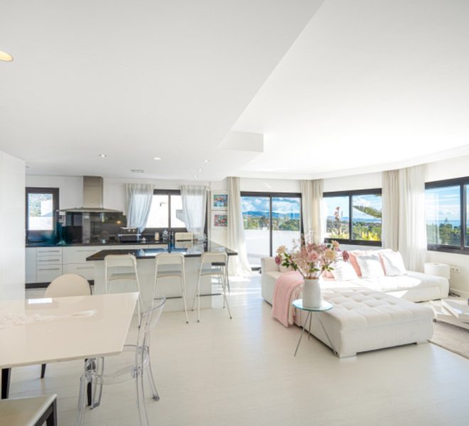 R4980073-Image 1-Penthouse - 3 Beds - 150 Built