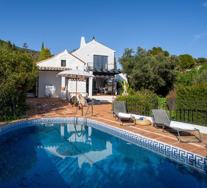R4980235-Image 1-Detached - 4 Beds - 223 Built