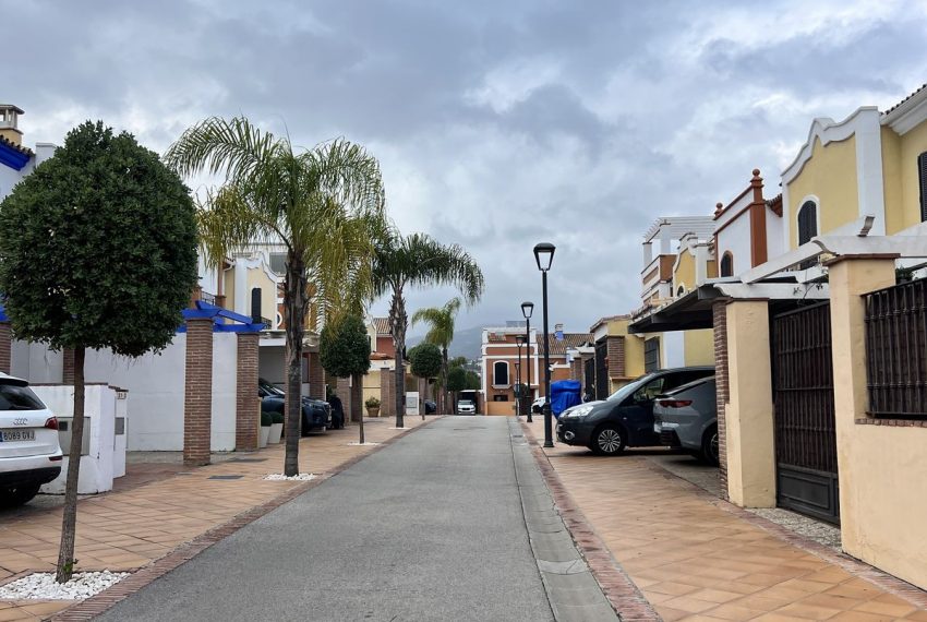 R4980655-Villa-For-Sale-Guadalmina-Alta-Semi-Detached-4-Beds-210-Built-11