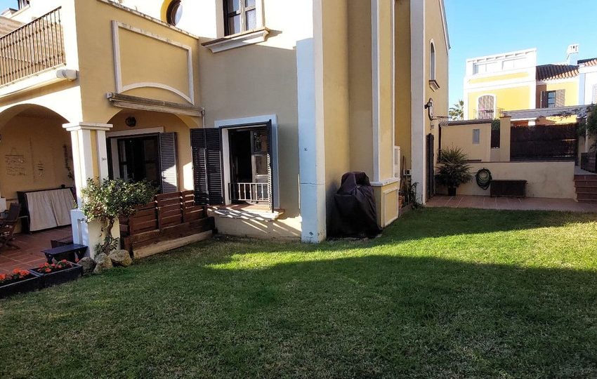 R4980655-Villa-For-Sale-Guadalmina-Alta-Semi-Detached-4-Beds-210-Built-2