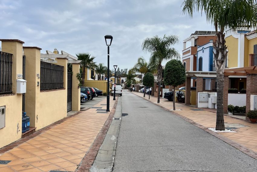 R4980655-Villa-For-Sale-Guadalmina-Alta-Semi-Detached-4-Beds-210-Built-7