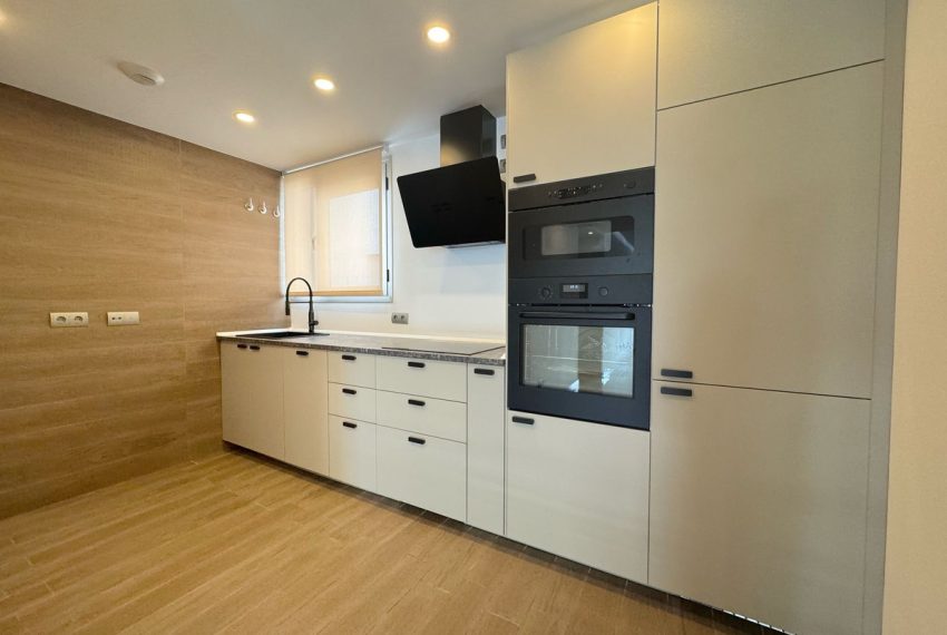 R4980865-Apartment-For-Sale-San-Pedro-de-Alcantara-Middle-Floor-3-Beds-108-Built-1