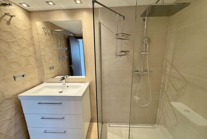 R4980865-Apartment-For-Sale-San-Pedro-de-Alcantara-Middle-Floor-3-Beds-108-Built-8