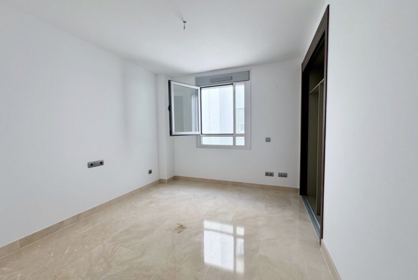 R4980865-Apartment-For-Sale-San-Pedro-de-Alcantara-Middle-Floor-3-Beds-108-Built-9