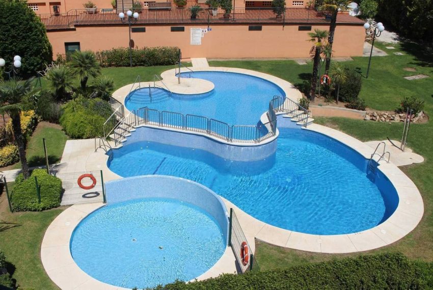 R4980898-Apartment-For-Sale-Elviria-Penthouse-1-Beds-41-Built-4