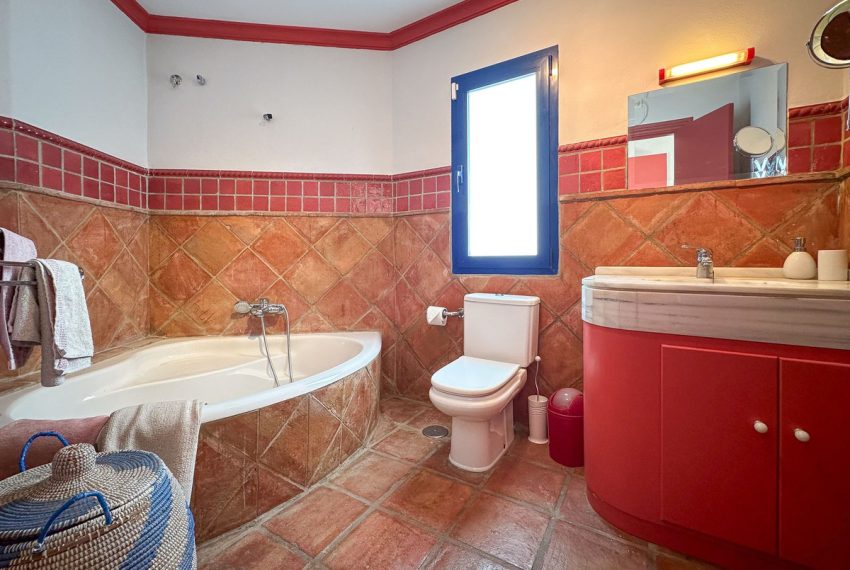 R4980937-Villa-For-Sale-Mijas-Costa-Detached-4-Beds-312-Built-17