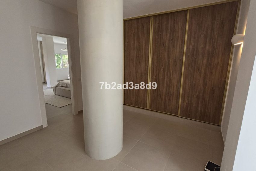 R4981120-Villa-For-Sale-Elviria-Detached-7-Beds-416-Built-10