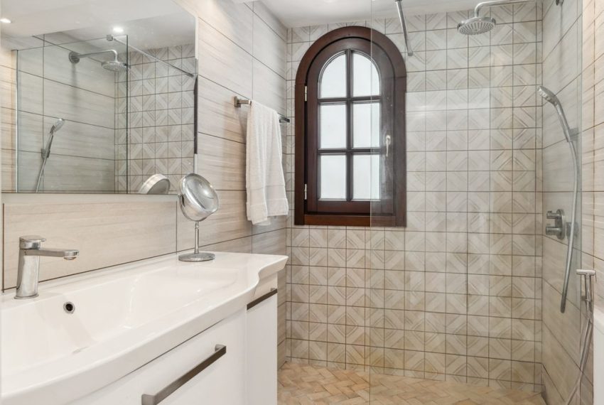 R4981267-Townhouse-For-Sale-La-Heredia-Terraced-3-Beds-152-Built-18