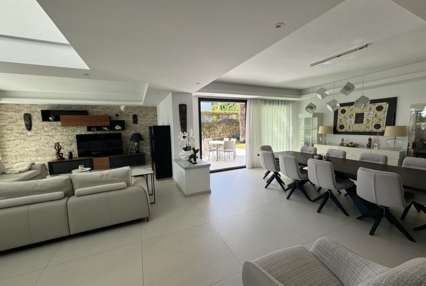 R4981324-Villa-For-Sale-Atalaya-Detached-6-Beds-417-Built-3