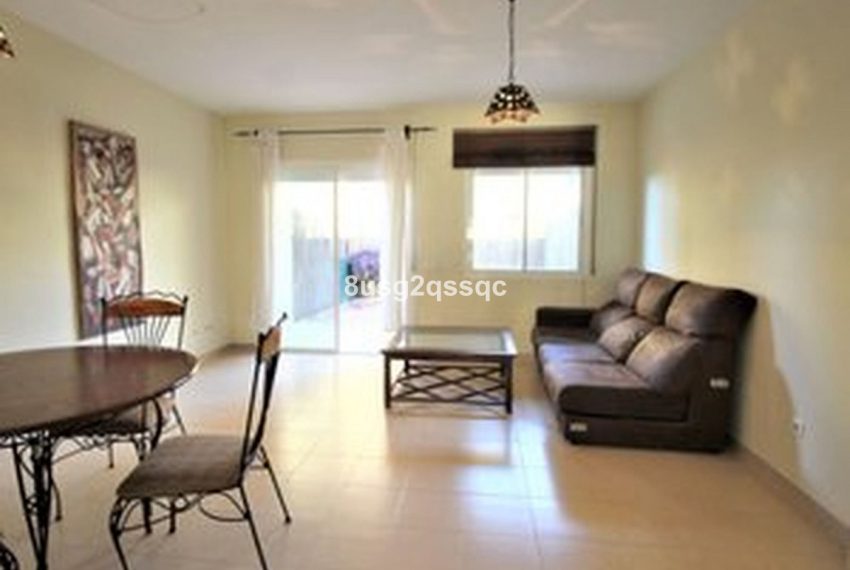R4981339-Villa-For-Sale-Estepona-Semi-Detached-3-Beds-160-Built-2