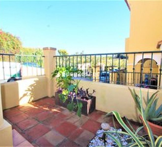 R4981339-Image 1-Semi Detached - 3 Beds - 160 Built