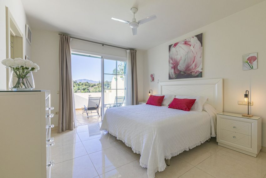 R4982365-Townhouse-For-Sale-Guadalmina-Alta-Terraced-4-Beds-195-Built-17