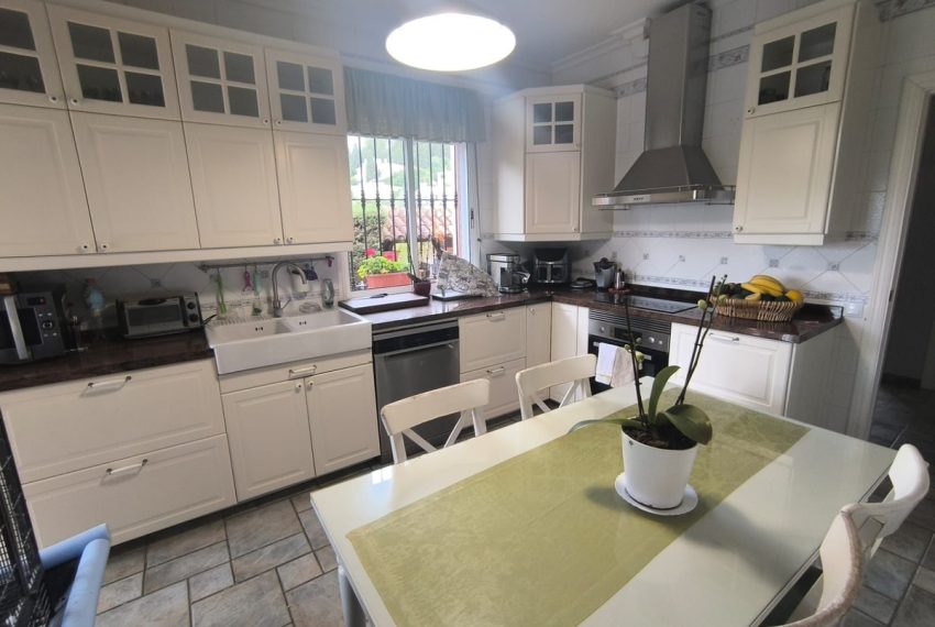 R4982542-Villa-For-Sale-Mijas-Costa-Detached-4-Beds-166-Built-2