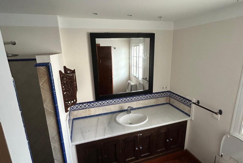 R4986469-Townhouse-For-Sale-San-Pedro-de-Alcantara-Semi-Detached-4-Beds-440-Built-14