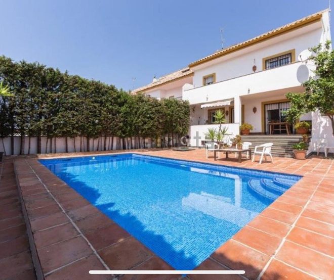 R4986469-Image 1-Semi Detached - 4 Beds - 440 Built