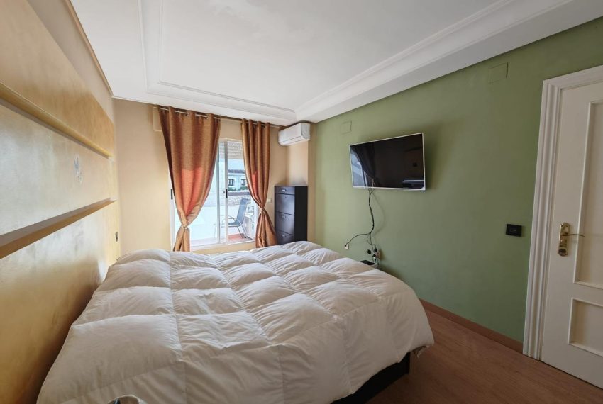 R4986472-Villa-For-Sale-Estepona-Semi-Detached-3-Beds-130-Built-7