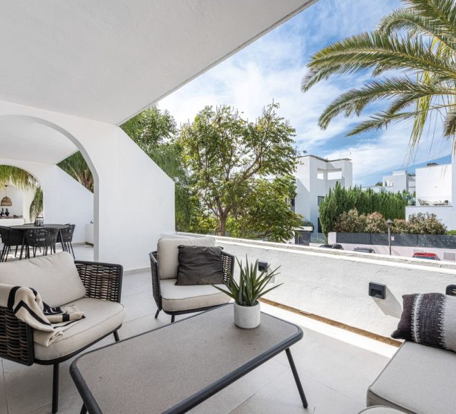 R4986733-Image 1-Penthouse - 2 Beds - 154 Built