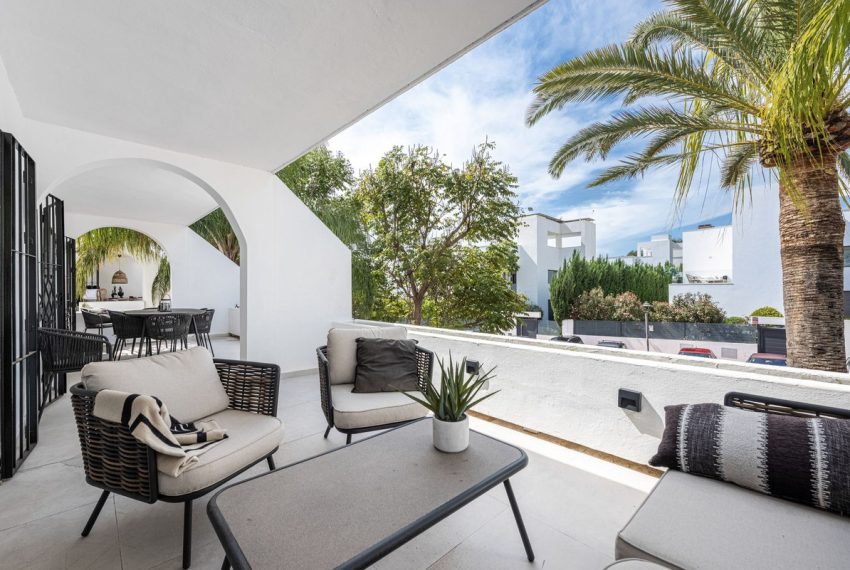 R4986733-Apartment-For-Sale-Nueva-Andalucia-Penthouse-2-Beds-154-Built