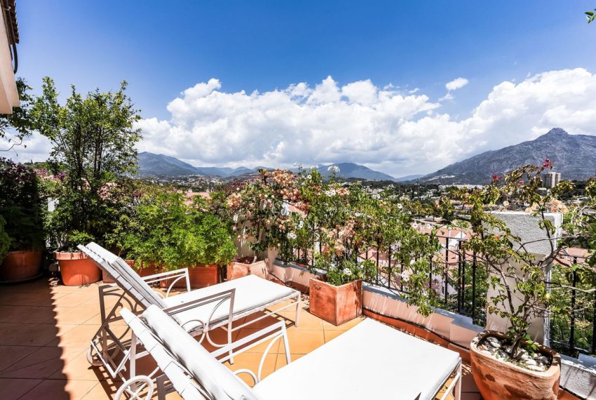 R4986934-Apartment-For-Sale-Nueva-Andalucia-Penthouse-Duplex-6-Beds-470-Built-6