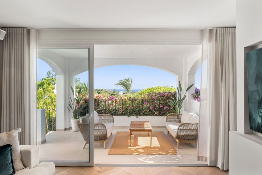 R4987354-Townhouse-For-Sale-The-Golden-Mile-Terraced-4-Beds-389-Built-6