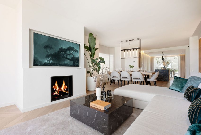 R4987354-Townhouse-For-Sale-The-Golden-Mile-Terraced-4-Beds-389-Built
