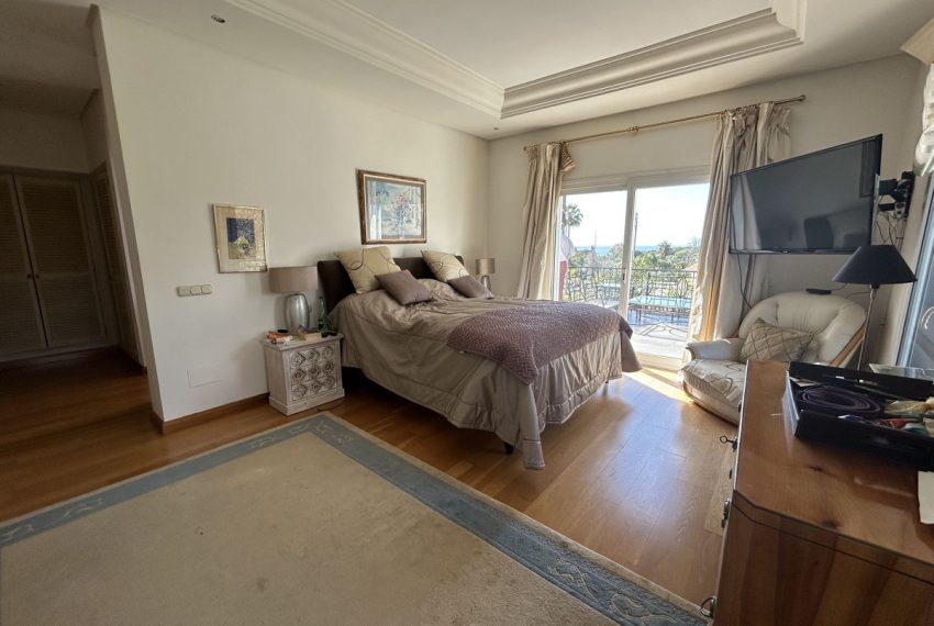 R4988344-Villa-For-Sale-Nagueles-Detached-3-Beds-300-Built-11