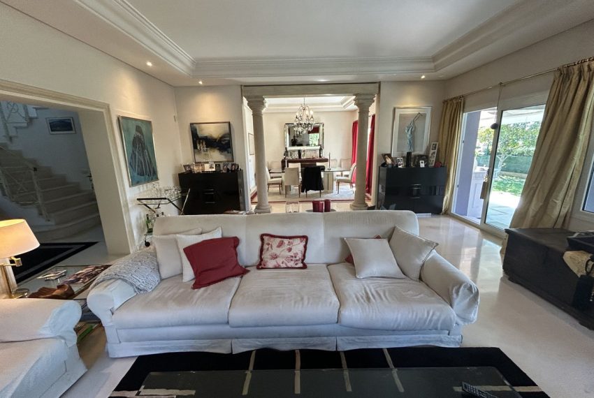 R4988344-Villa-For-Sale-Nagueles-Detached-3-Beds-300-Built-4