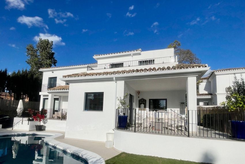 R4988626-Villa-For-Sale-Guadalmina-Alta-Detached-5-Beds-333-Built-1