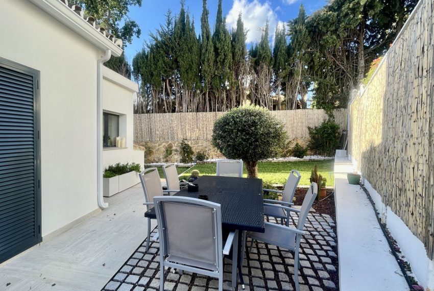 R4988626-Villa-For-Sale-Guadalmina-Alta-Detached-5-Beds-333-Built-11
