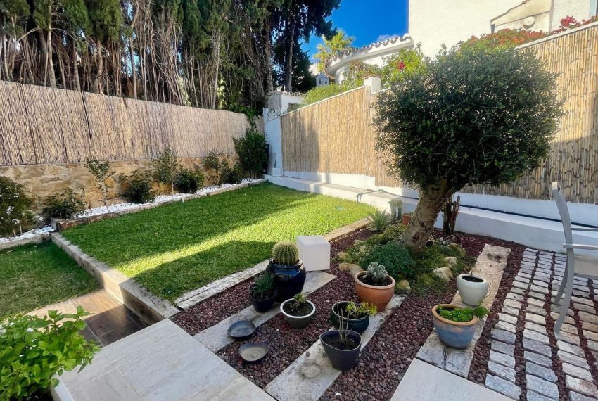 R4988626-Villa-For-Sale-Guadalmina-Alta-Detached-5-Beds-333-Built-12