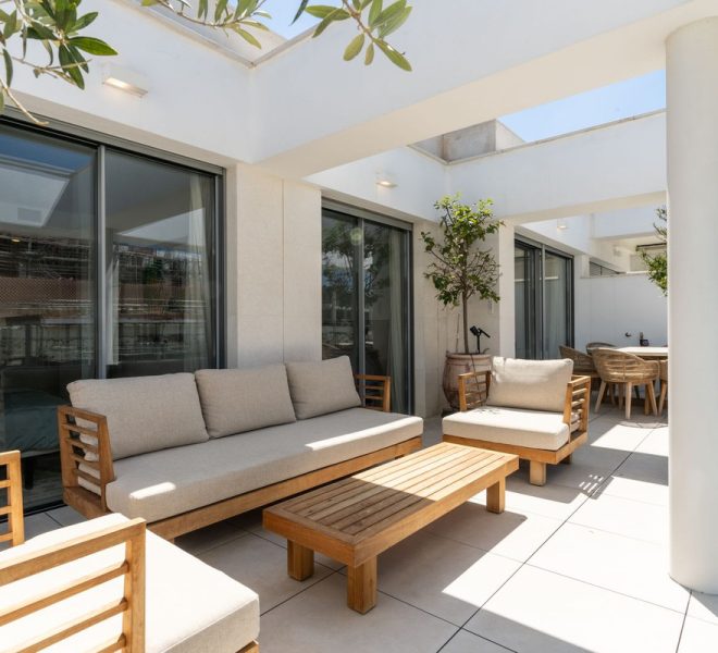 R4988680-Image 1-Penthouse - 3 Beds - 117 Built