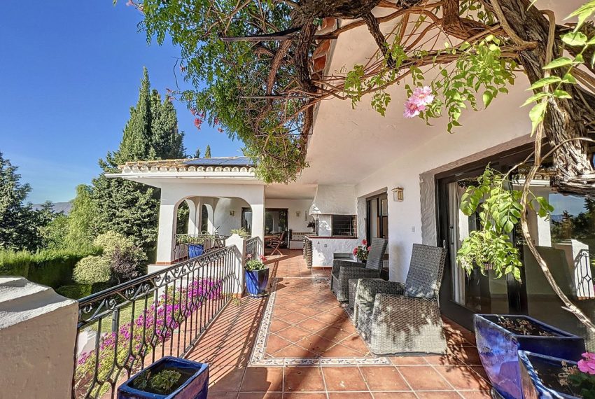 R4988920-Villa-For-Sale-Mijas-Detached-4-Beds-443-Built-2