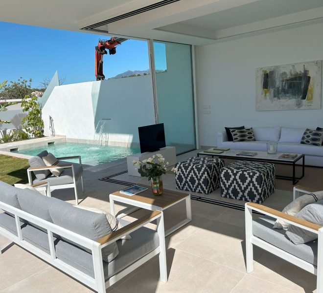 R4989070-Image 1-Detached - 3 Beds - 365 Built