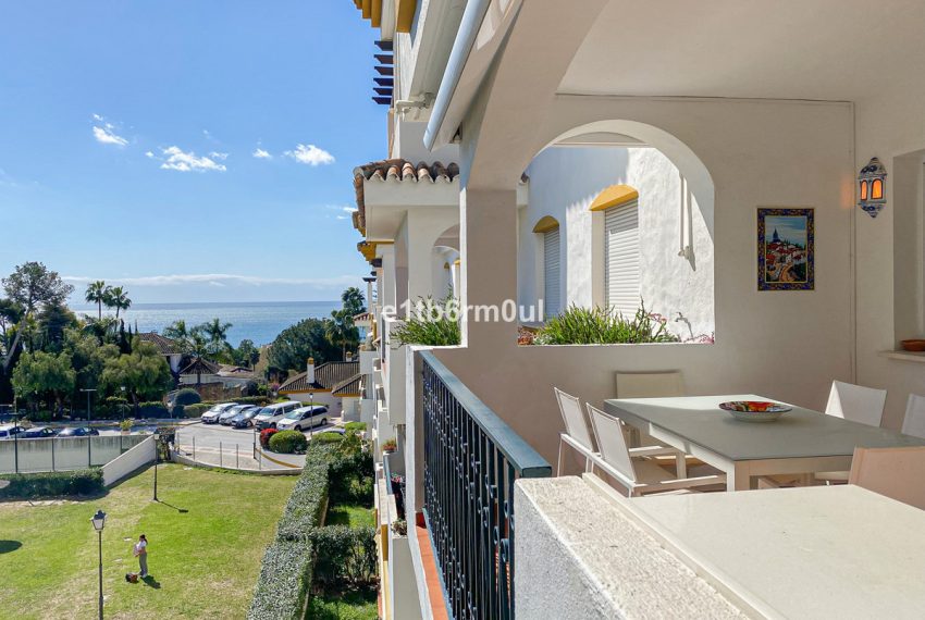 R4989946-Apartment-For-Sale-The-Golden-Mile-Middle-Floor-2-Beds-73-Built-1