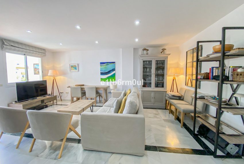 R4989946-Apartment-For-Sale-The-Golden-Mile-Middle-Floor-2-Beds-73-Built-13