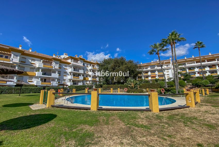 R4989946-Apartment-For-Sale-The-Golden-Mile-Middle-Floor-2-Beds-73-Built-17
