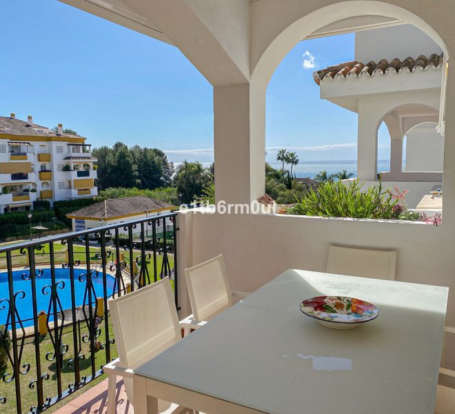 R4989946-Image 1-Middle Floor - 2 Beds - 73 Built