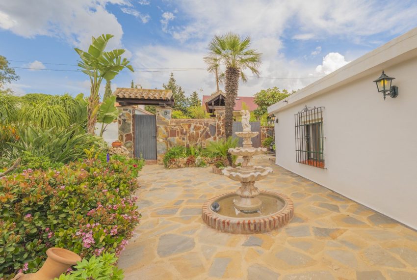 R4990192-Villa-For-Sale-Las-Chapas-Detached-3-Beds-158-Built-10