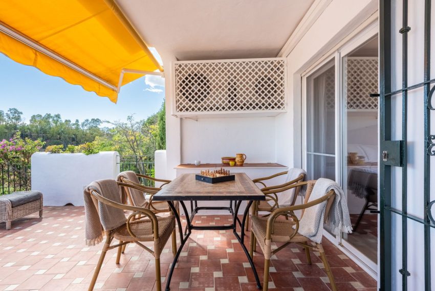 R4990810-Apartment-For-Sale-Los-Arqueros-Duplex-3-Beds-123-Built-4