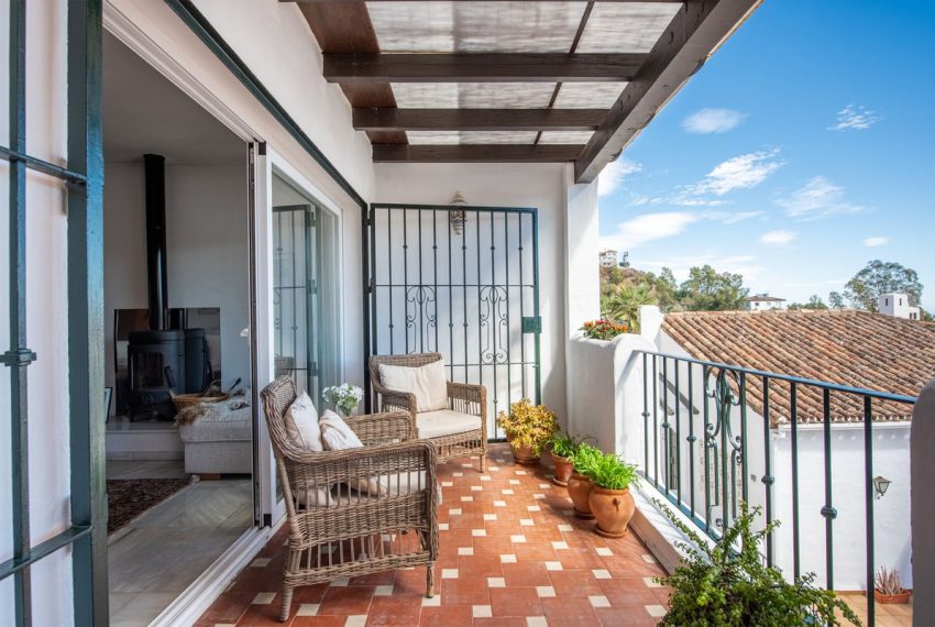 R4990810-Apartment-For-Sale-Los-Arqueros-Duplex-3-Beds-123-Built-8