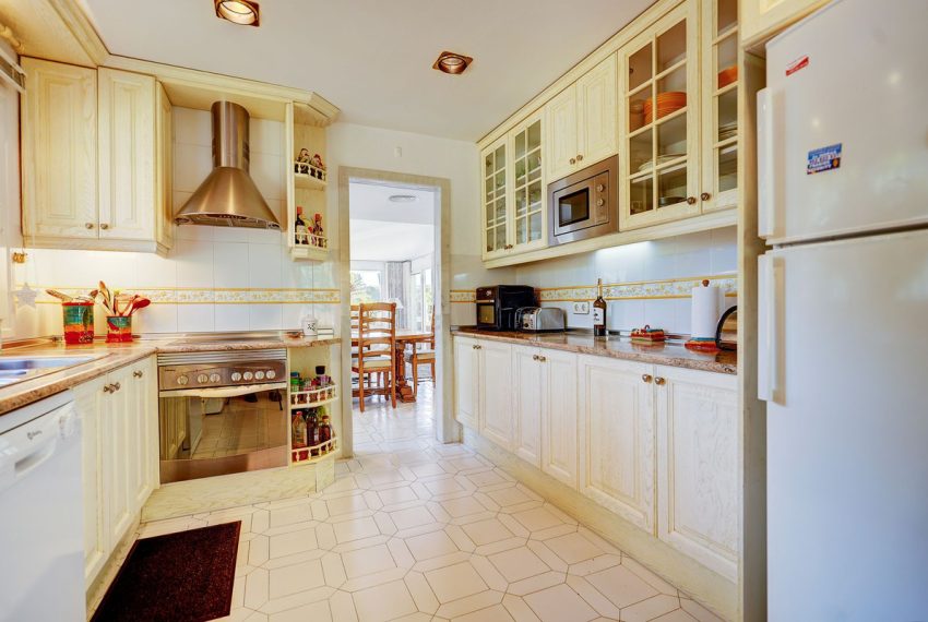 R4991050-Villa-For-Sale-Miraflores-Semi-Detached-3-Beds-170-Built-10