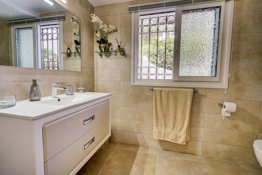 R4991050-Villa-For-Sale-Miraflores-Semi-Detached-3-Beds-170-Built-16