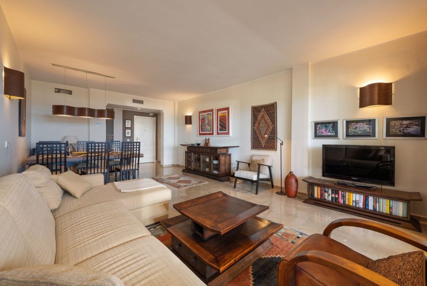 R4991065-Apartment-For-Sale-Nueva-Andalucia-Middle-Floor-2-Beds-120-Built-11