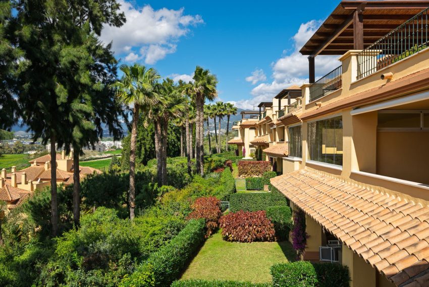R4991065-Apartment-For-Sale-Nueva-Andalucia-Middle-Floor-2-Beds-120-Built-8